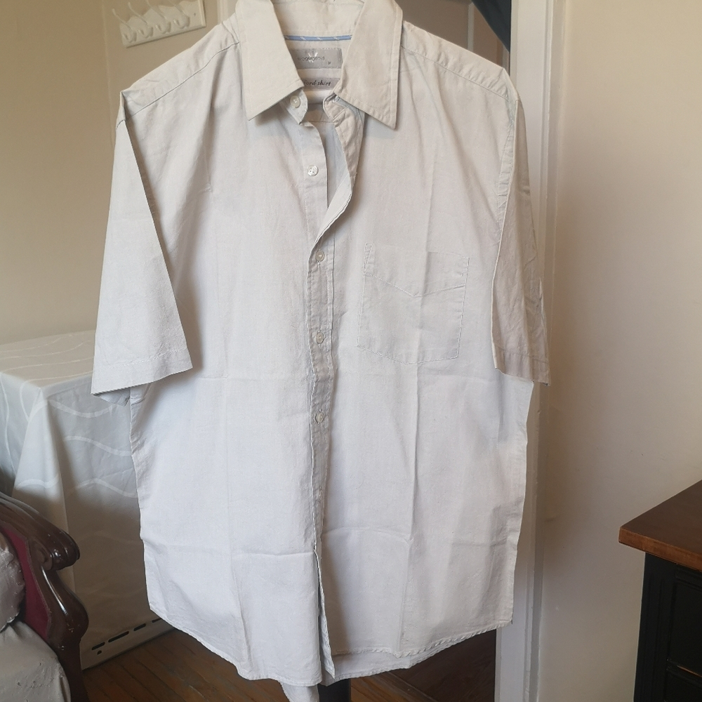 3/$20 Woolworths short sleeve light khaki shirt